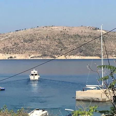 Olivia Grove Séjour chez l'habitant